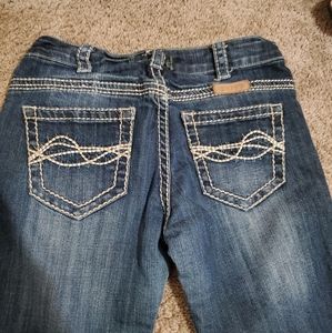 Cowgirl Tuff Jeans w:28 l:31